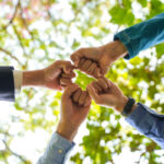 Résiliation d’abonnement internet : plus facile pour les personnes en difficultés ?