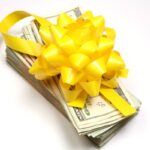 Dons de sommes d'argent : pas d'impôt = pas de déclaration ?