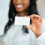 Aide à la personne : on connaît les modalités de mise en place de la carte professionnelle !