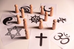 Faits religieux dans l’entreprise : des guides pratiques disponibles !