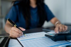 Exonérations fiscales dans les QPV et les ZFU-TE : on joue les prolongations… avec précisions !