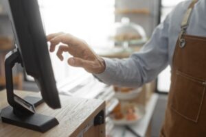 Logiciels de caisse auto-certifiés : ça se précise !